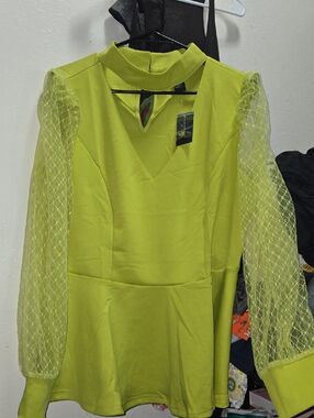 Women's Lime Green Long Sleeve Mesh-Sleeve Blouse